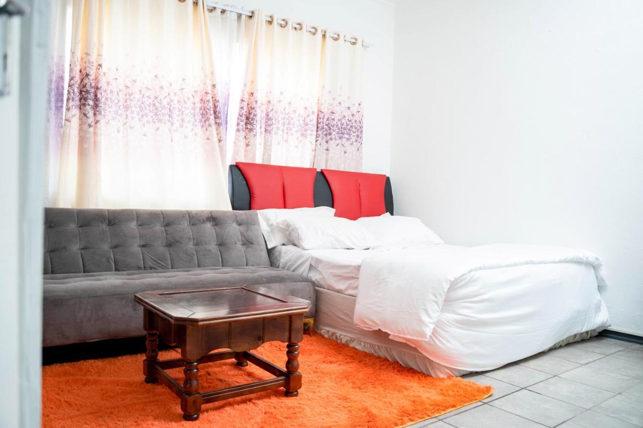 Lancaster Guest House Боксбург Экстерьер фото